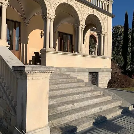 Como Luxury House * לאליו