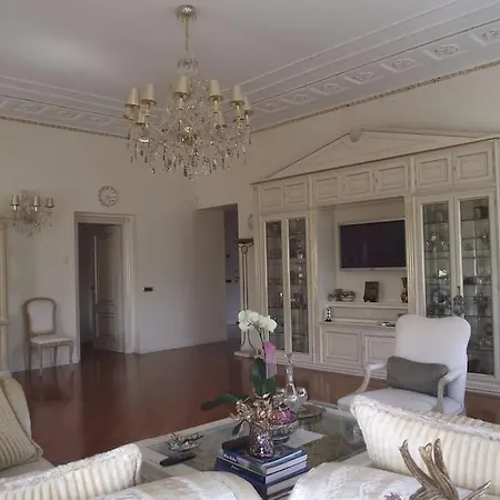 בית נופש Como Luxury House *