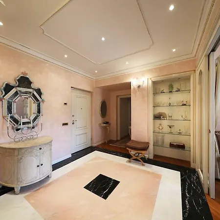 Como Luxury House * לאליו
